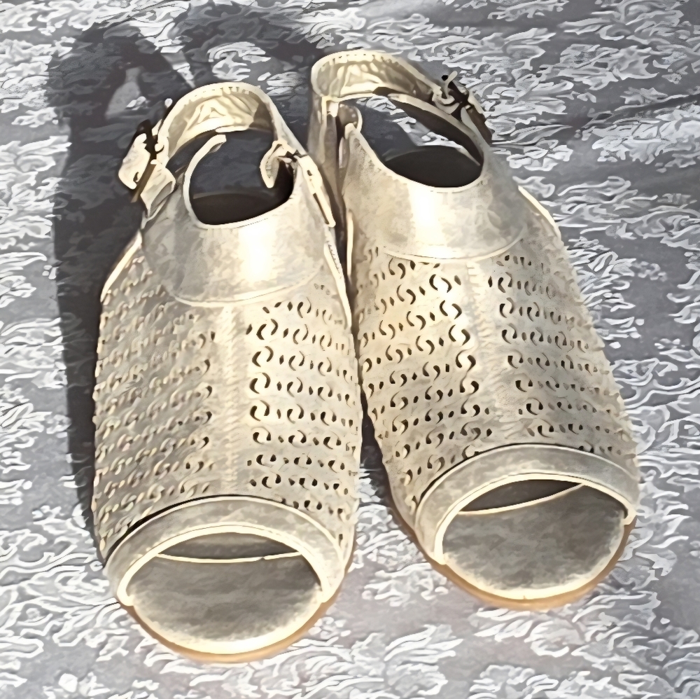 Women's "Easy Street" Gold, Peep-Toe Heels